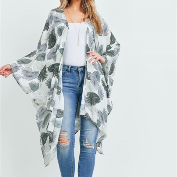 Palm Leaf Kimono Print - Picture 4 of 8